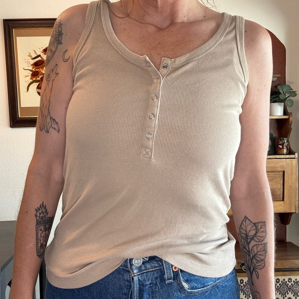 Wild Fable Cream Fitted Sleeveless Tank Top